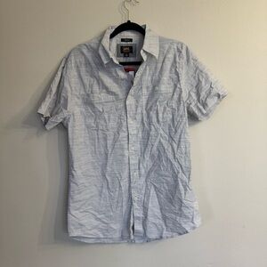 NEW with Tags Lee Men's Gray Striped Short Sleeve Button Up Shirt - Size Medium